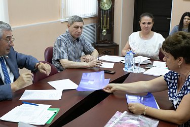 Сергей Грачев: «Депутаты регионального парламента, муниципалитетов не должны стоять в стороне от проблем благоустройства»